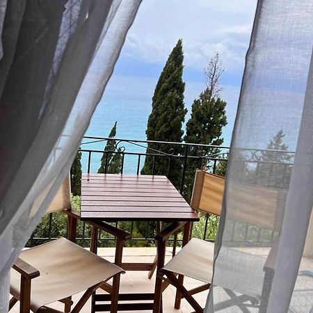 Stefanos Apartments By Sv Alians Agios Gordios  Exterior photo